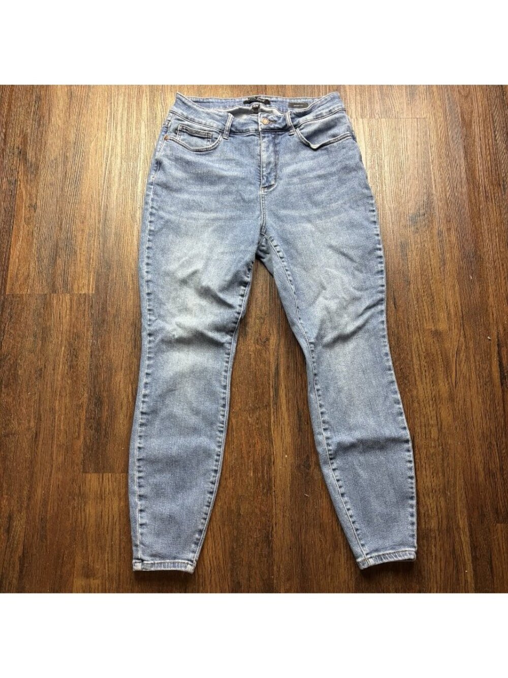 Judy Blue Skinny Fit Jeans Distressed Medium Wash Stretch Women’s Size 14W